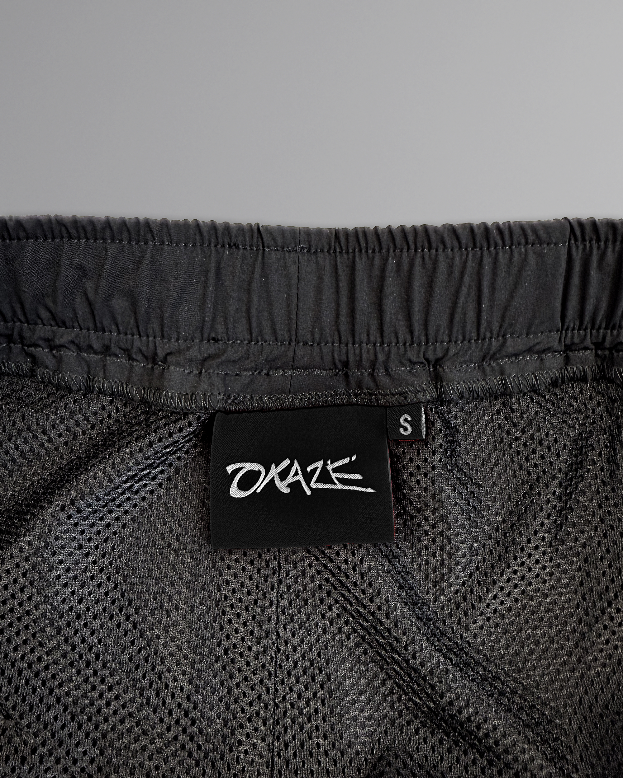 MASKED DAWN CARGO PANTS BLACK