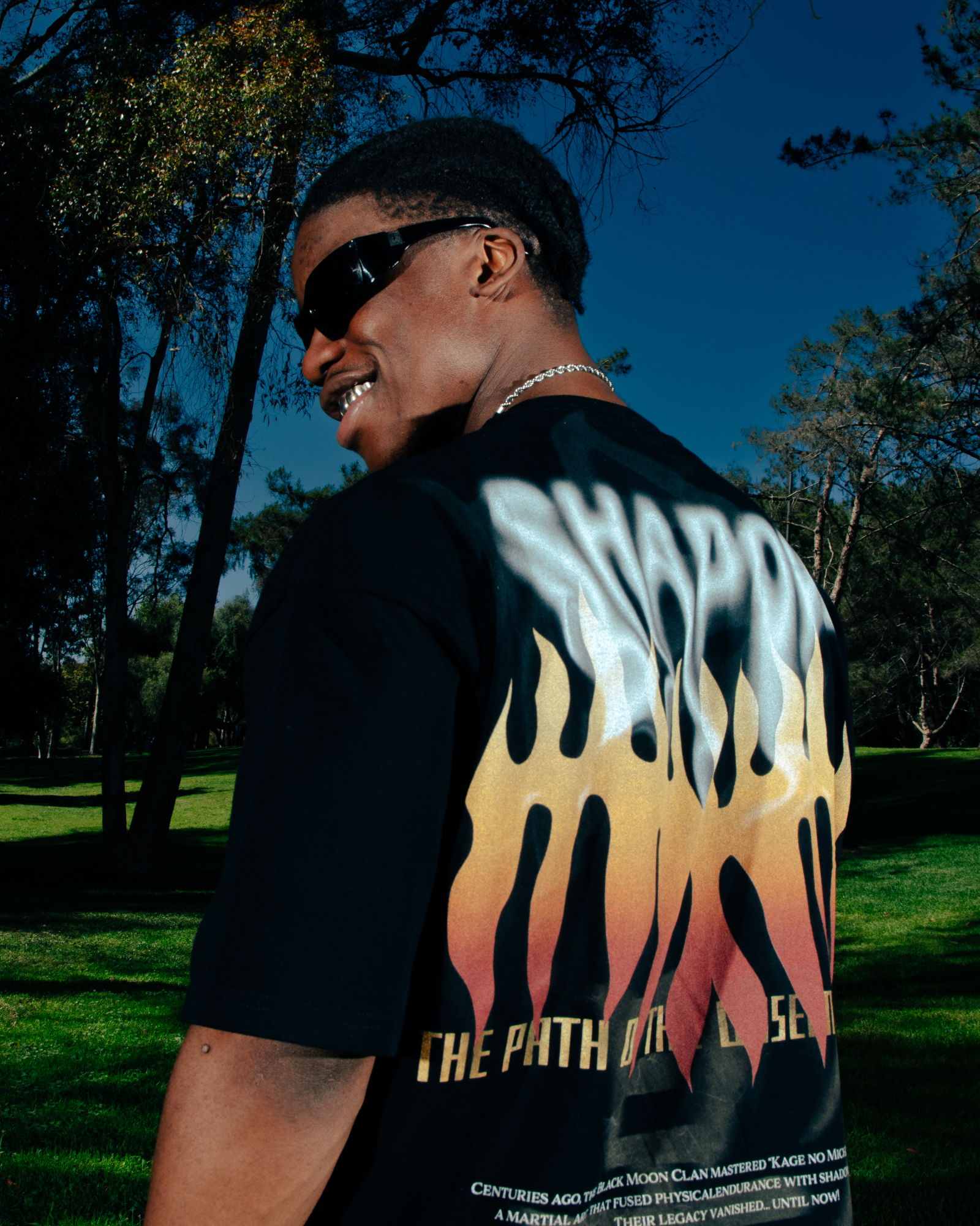 OVERSIZED FLAME LEGACY TEE BLACK