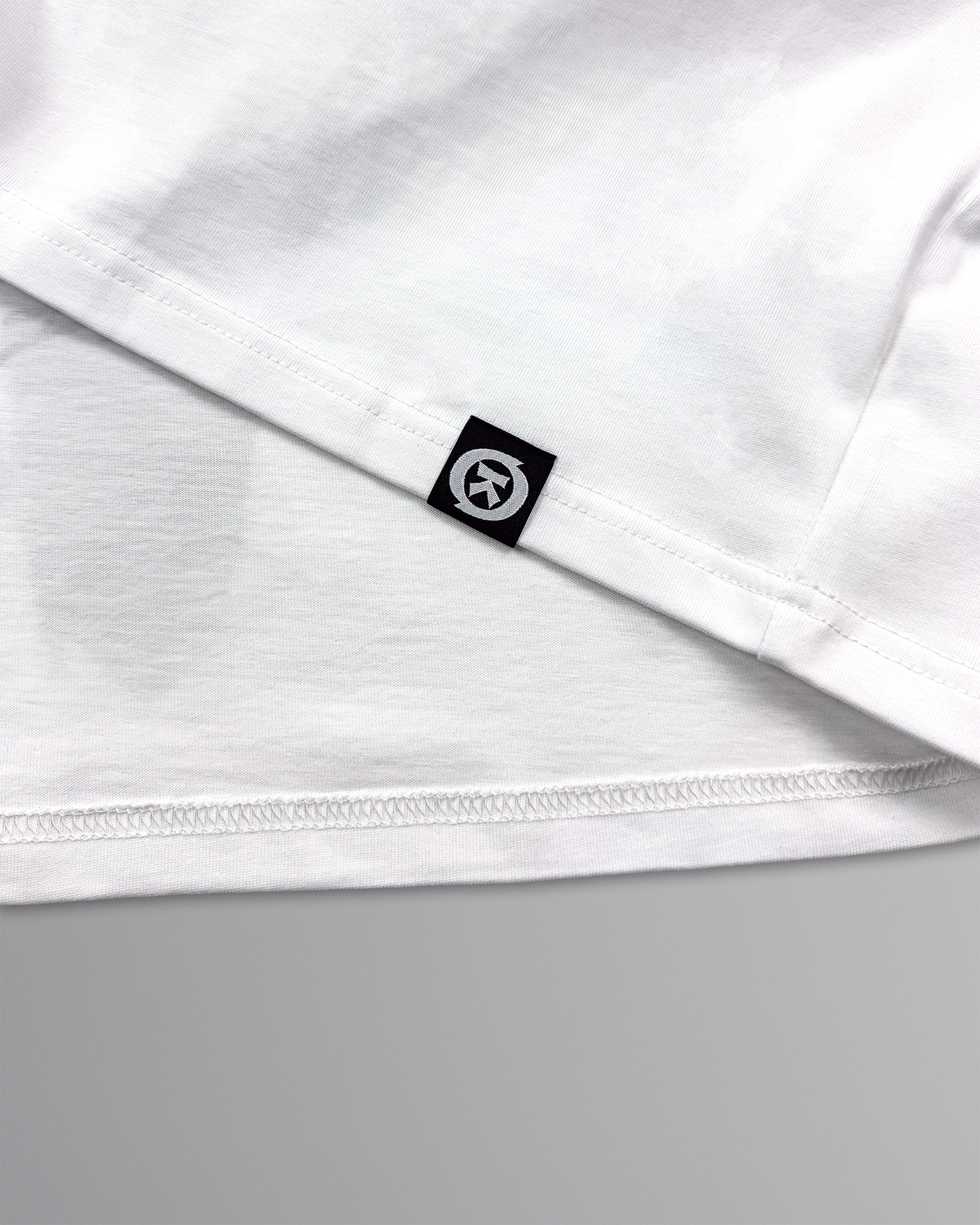 OVERSIZED FLAME LEGACY TEE WHITE